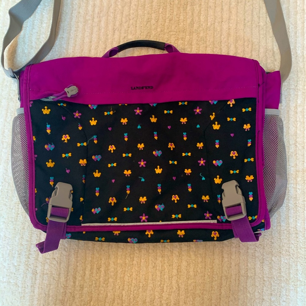 Land’s End Messenger Bag